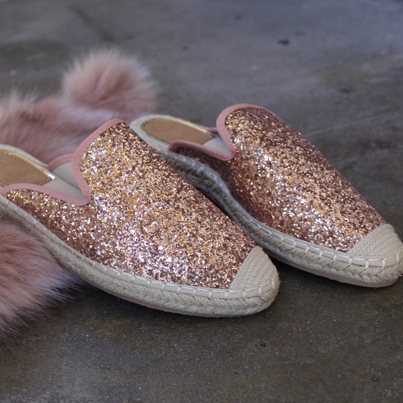 Shoes - 🆕//The Breezy// Mauve Glitter Mule/ Slide